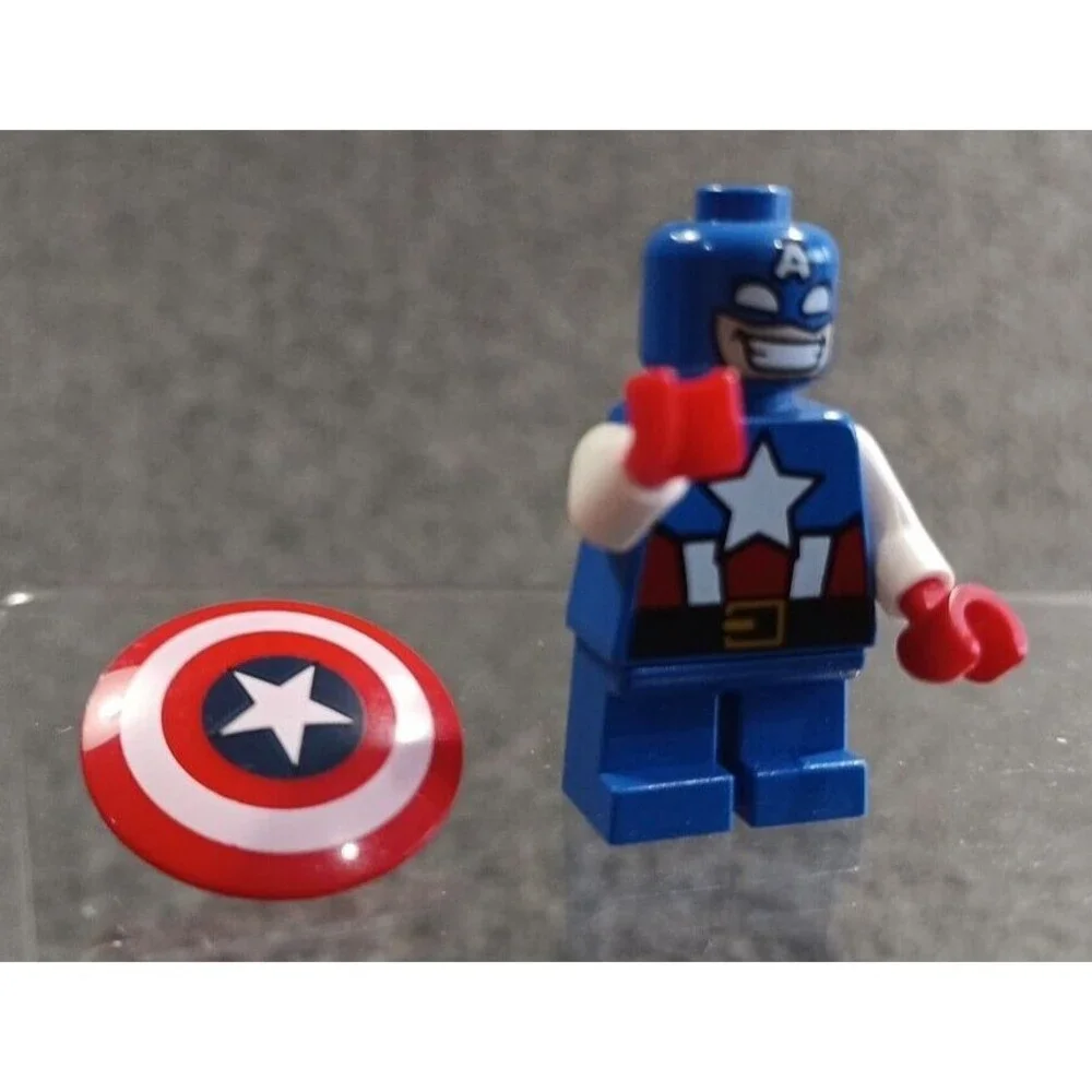 Marvel Lot Thor - Iron Man - Spiderman - Wolverine & Car - Cap America Non-Lego